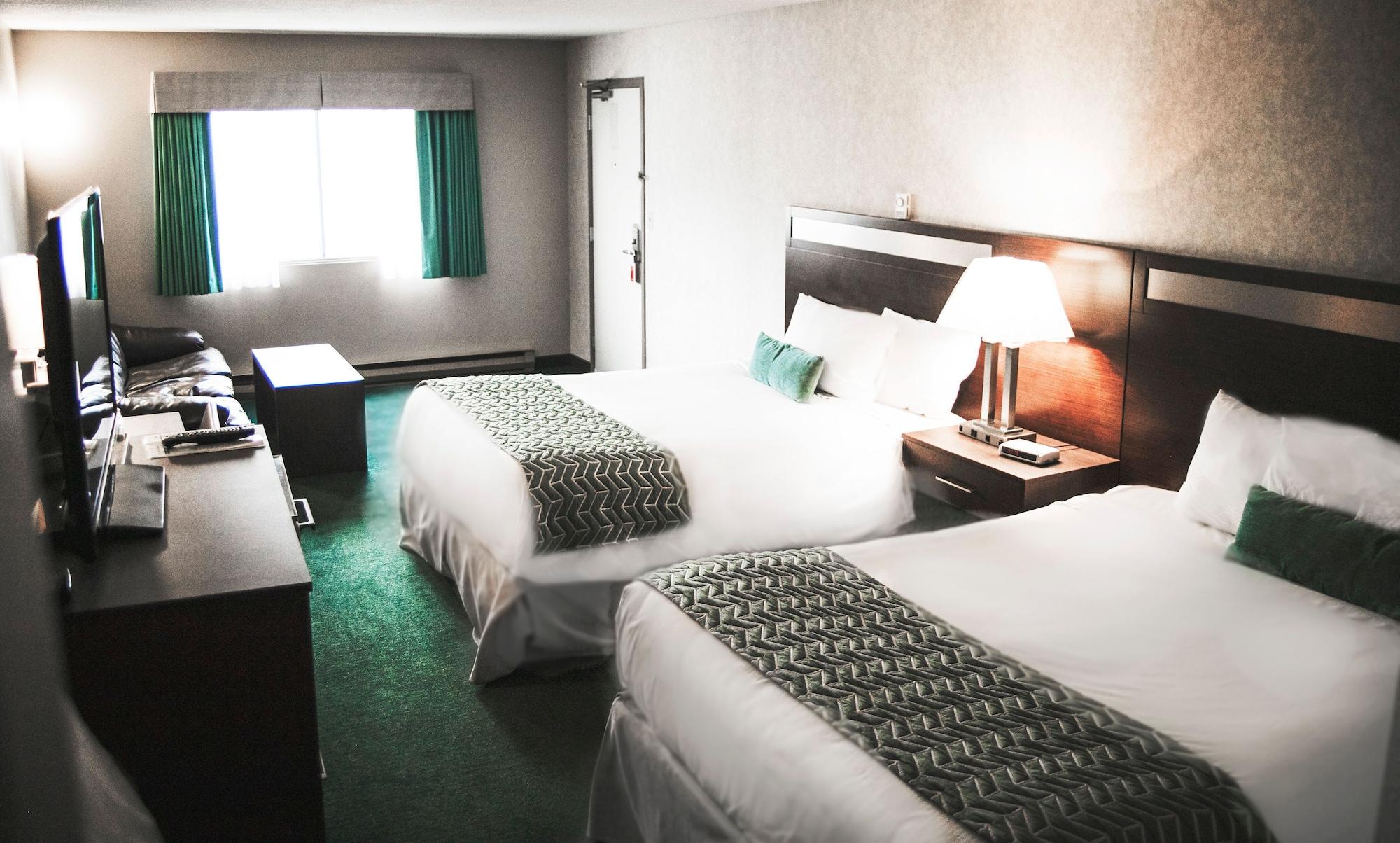 ホテル Ramada By Wyndham クイネル エクステリア 写真