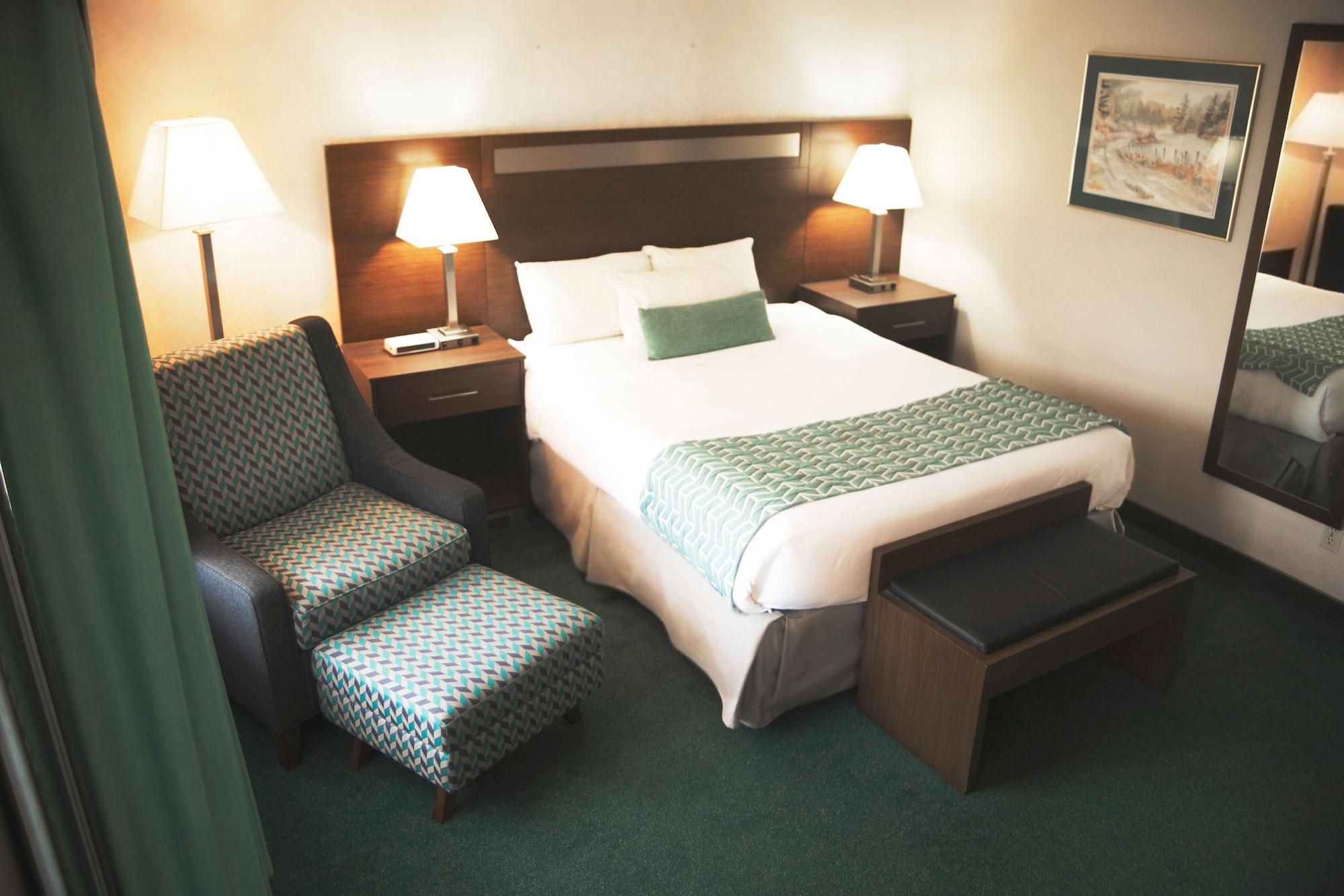 ホテル Ramada By Wyndham クイネル エクステリア 写真