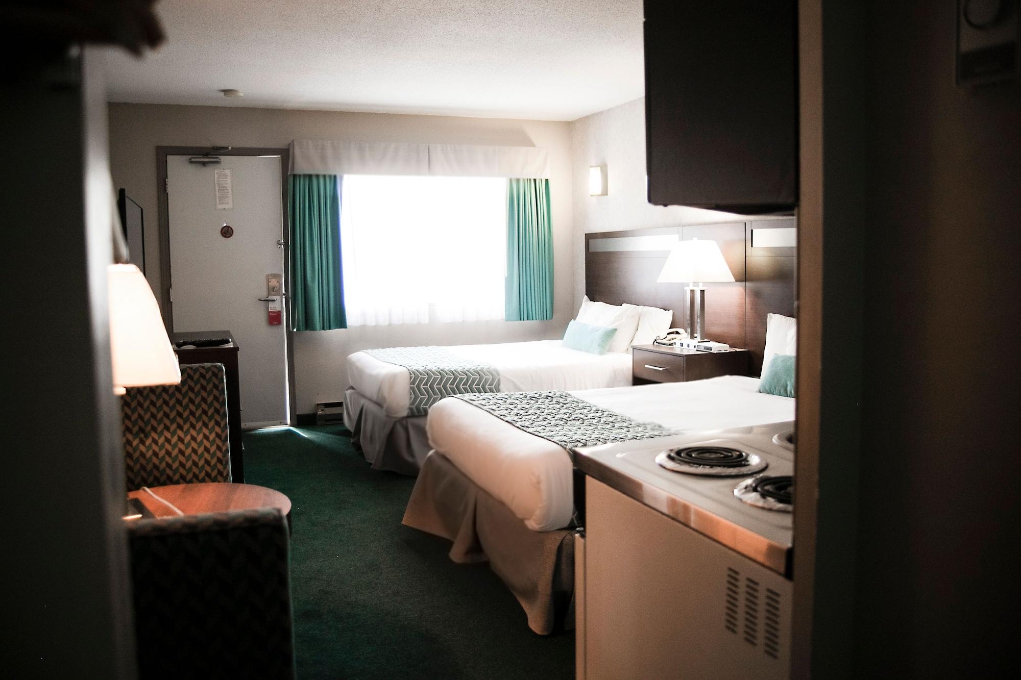 ホテル Ramada By Wyndham クイネル エクステリア 写真