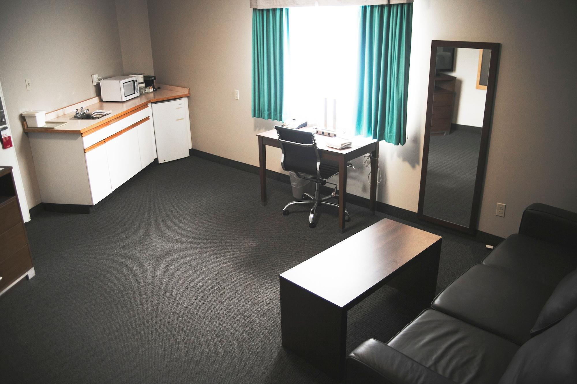 ホテル Ramada By Wyndham クイネル エクステリア 写真